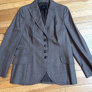 Women’s suit
